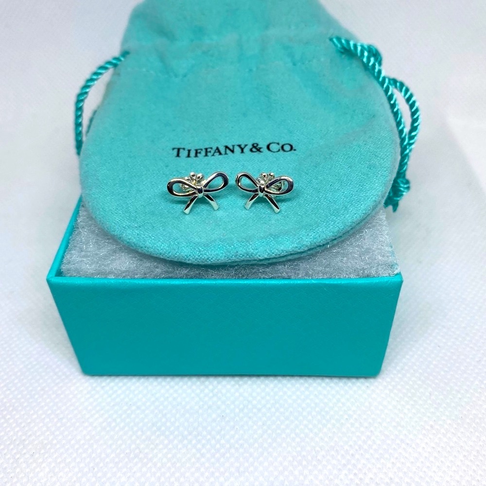 Bow Earrings - image 2